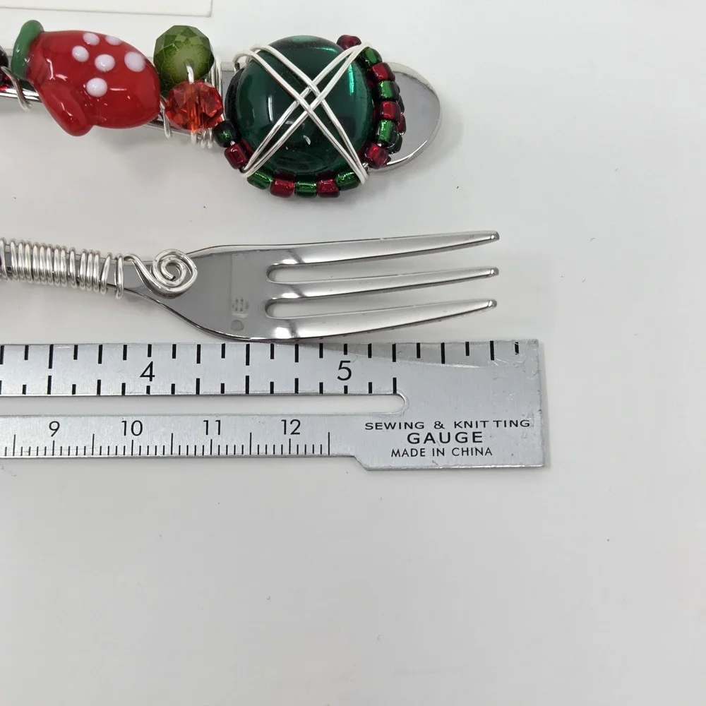 The Queen‎ Bead Christmas Charcuterie Set Beaded Spoon & Fork 6
